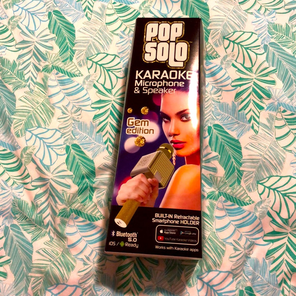 Pop Solo Karaoke Microphone & Speaker